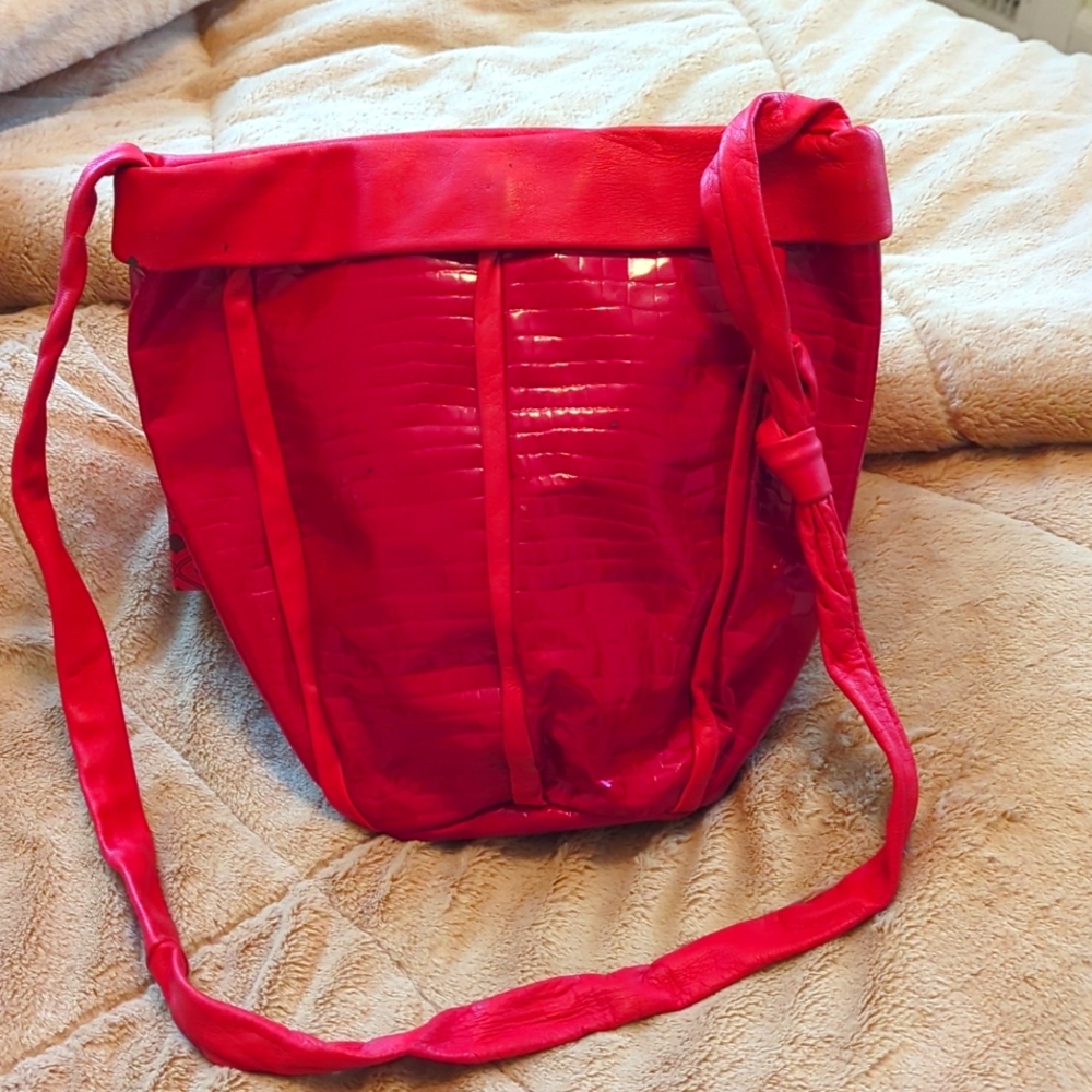 Marianelli leather red bag